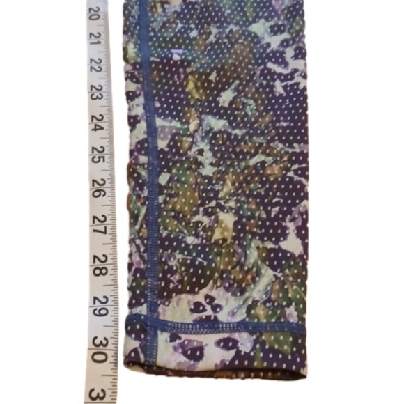 Lululemon leggings. Unsure of size, see measurements. Beautiful print!! - Picture 11 of 11